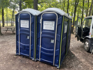 Fort Wayne portable restroom rental and surrounding areas. Reserve your portable restroom rental online today. 