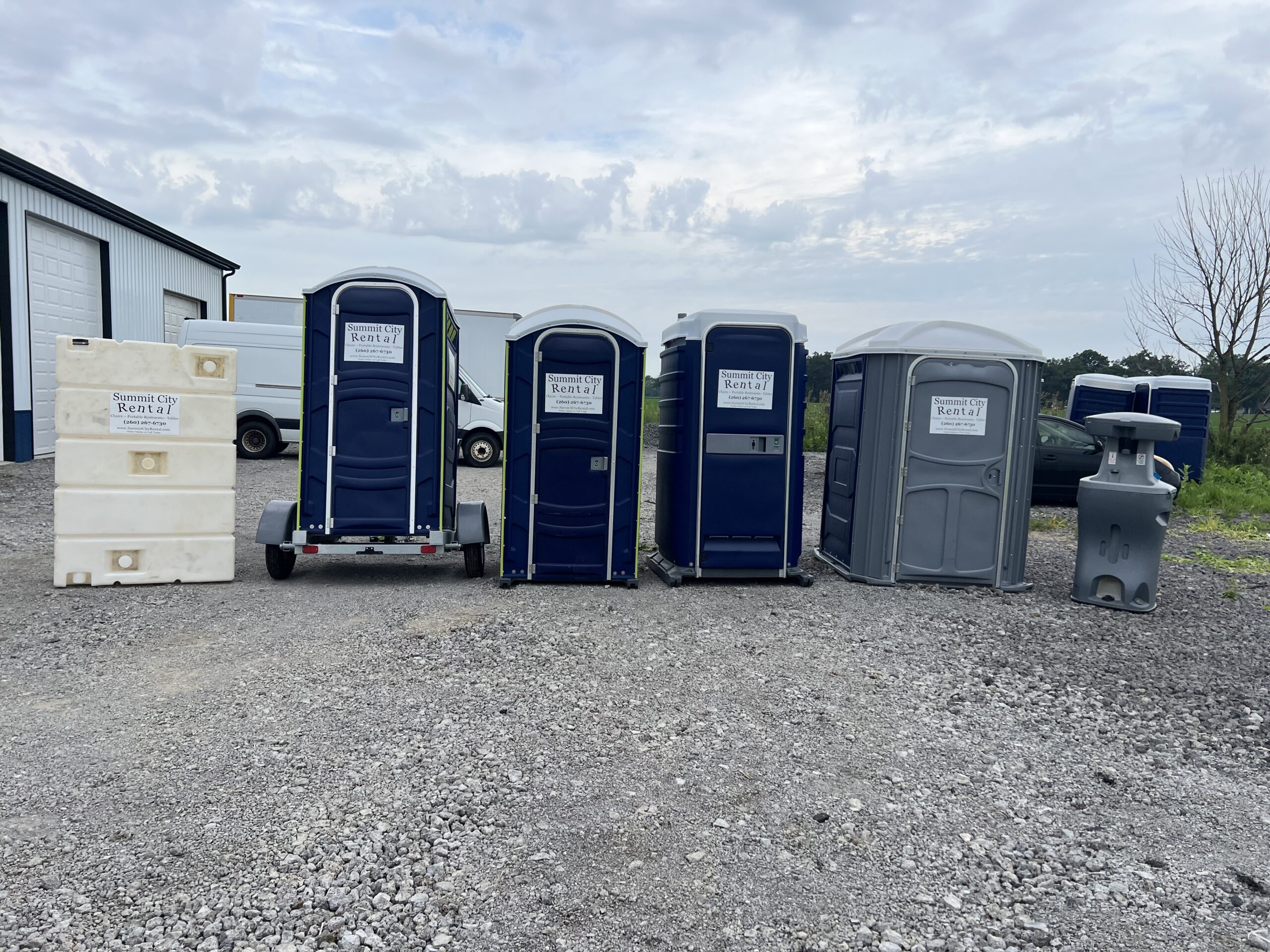 Summit City Rental displays portable restroom rental options to Fort Wayne, IN residents.