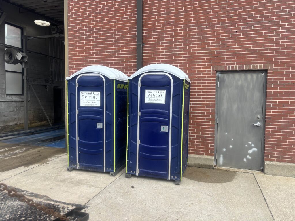 Citilink Porta Potty Rental by Summit City Rental.